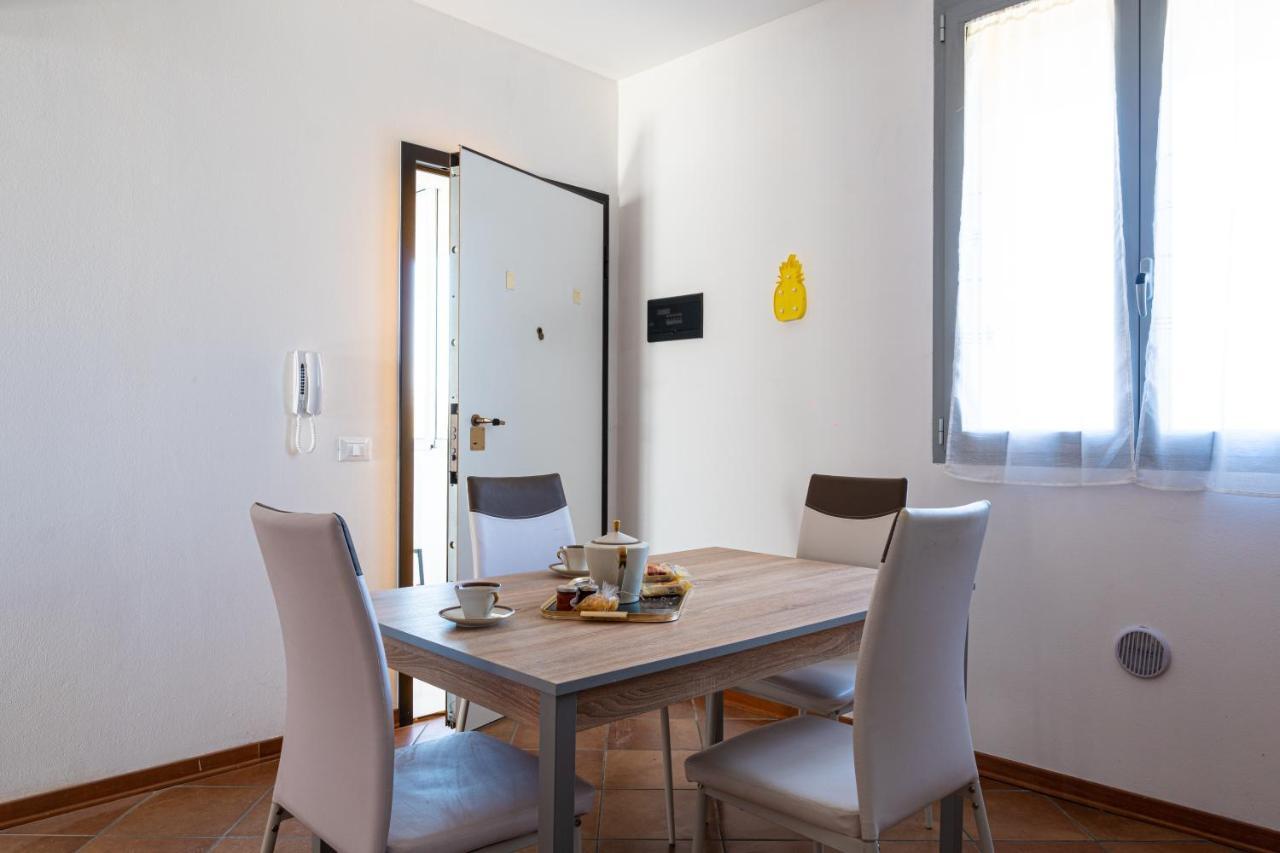 Gold Oasi - Business Solution Aparthotel Ferrara Exterior foto